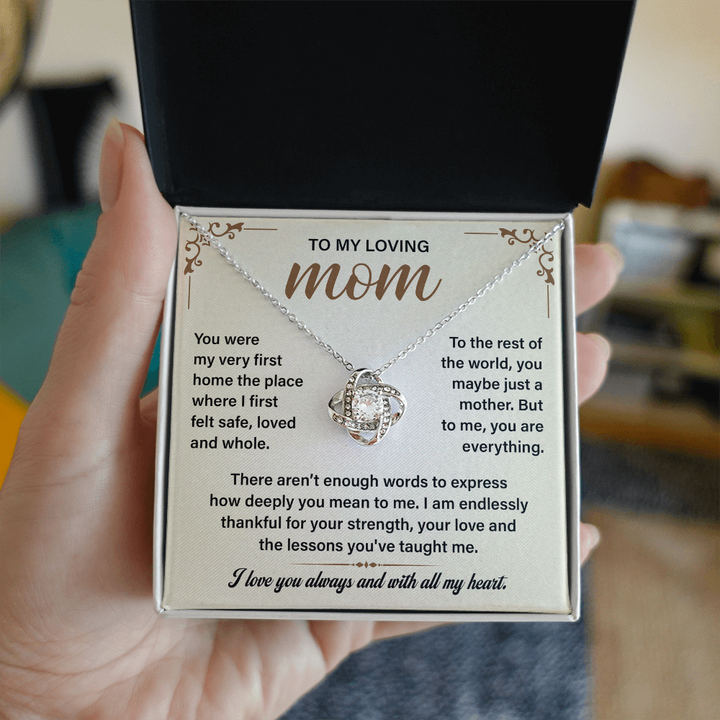 Special silver jewelry gift with love message for mom