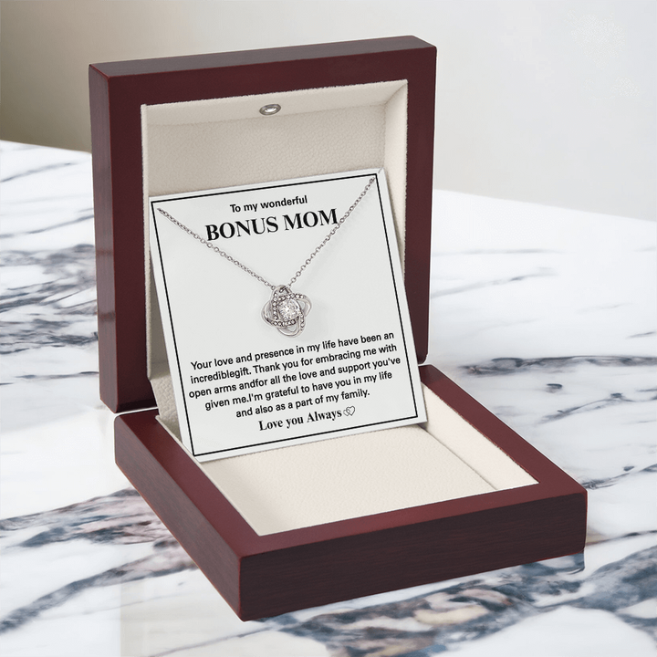 Bonus Mom Necklace Gift Message Box