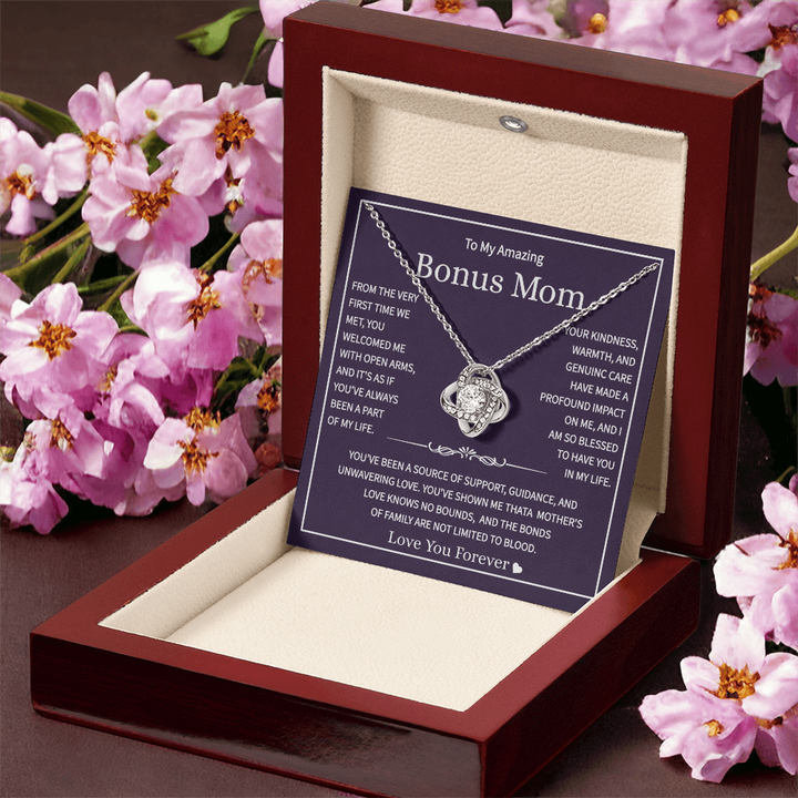 Touching tribute to bonus mom
