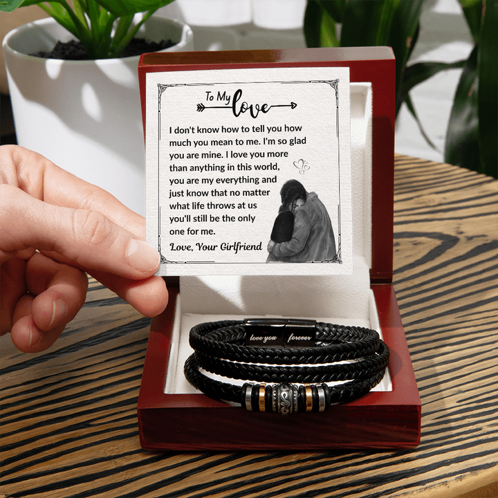 Men's leather bracelet with card.